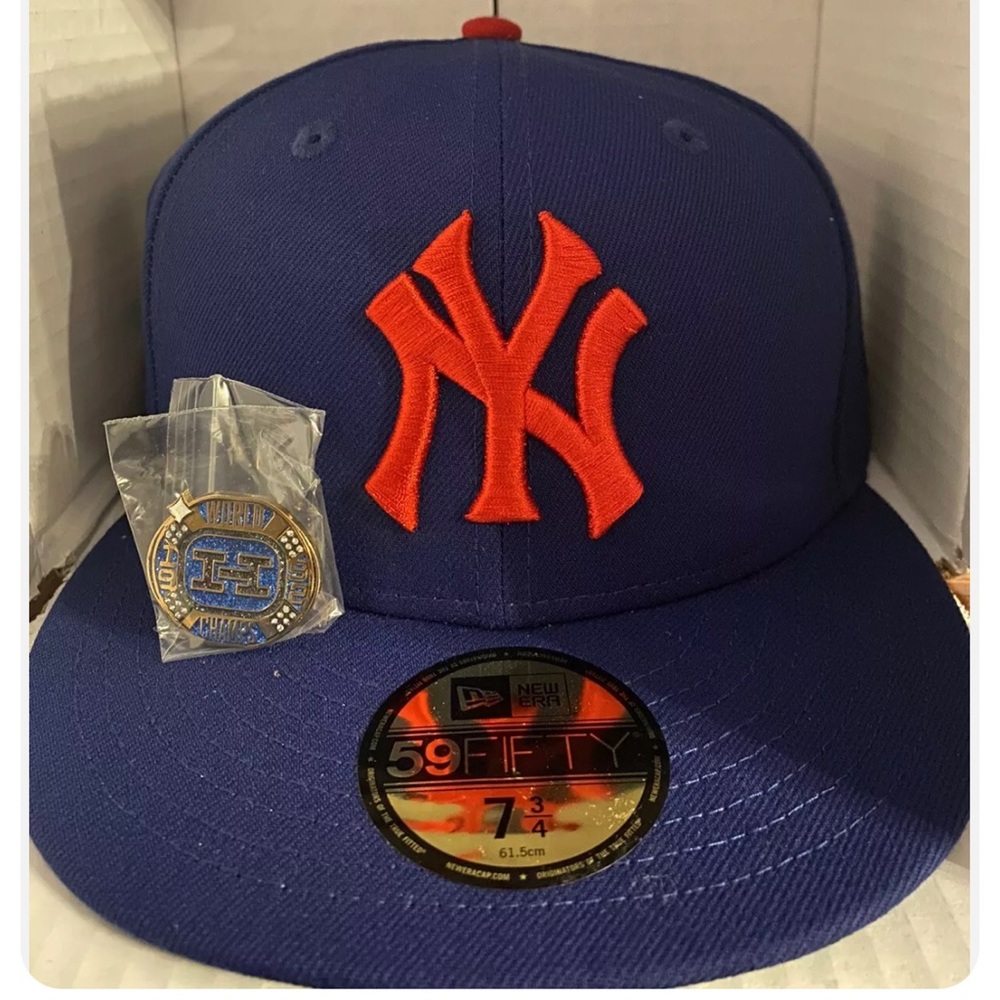 hat club yankees 50th 7 3/4 W/ Pin.